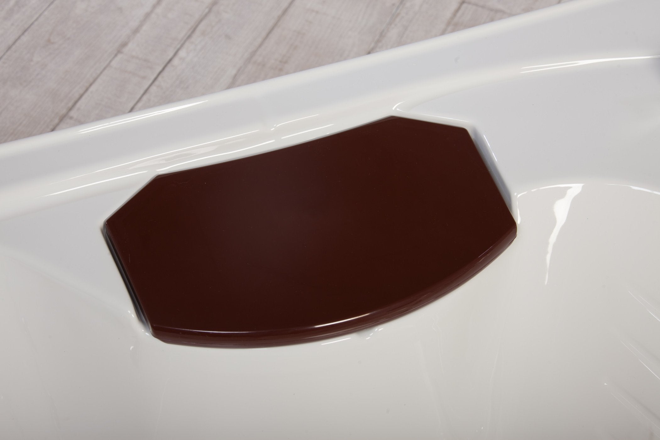 Vasca Idromassaggio Katrin 150x150 Angolare di Design