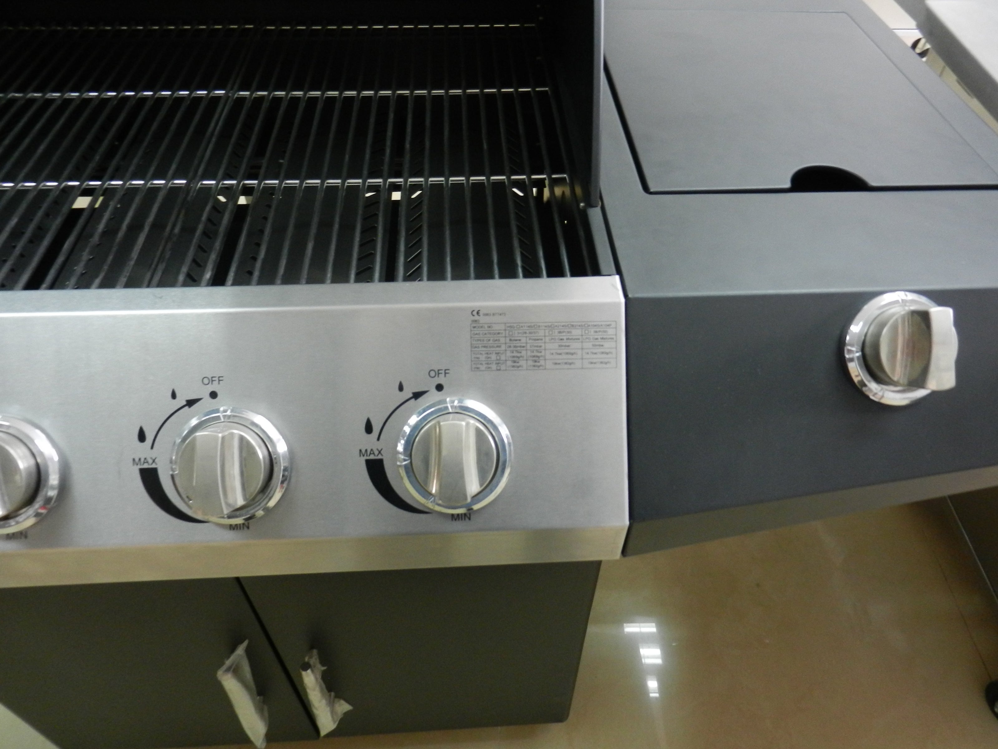 Barbecue a Gas GPL e Metano Black Inox a 3 Fuochi