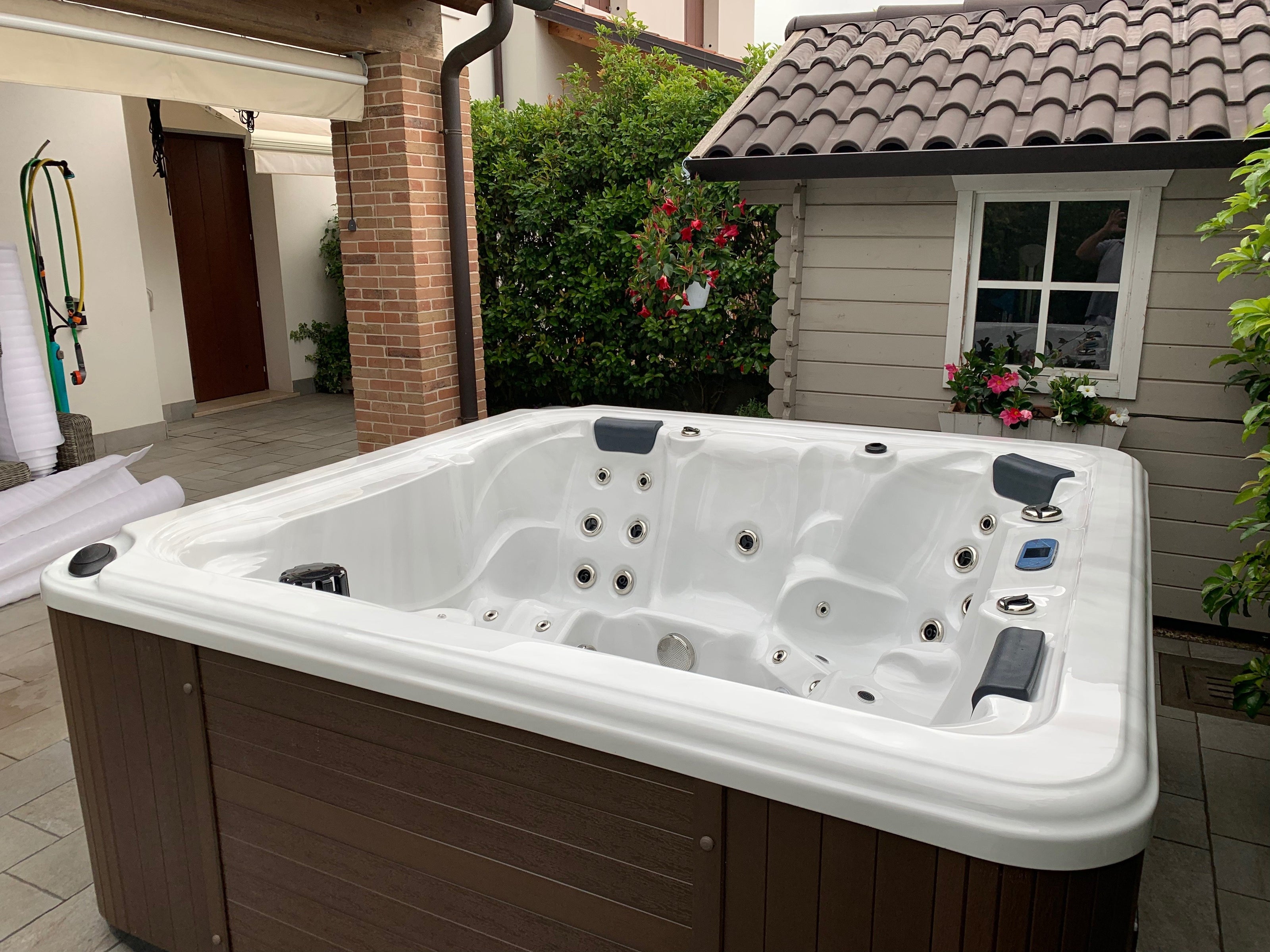 Minipiscina Vasca Idromassaggio SPA Zen da Esterno 220x220 cm