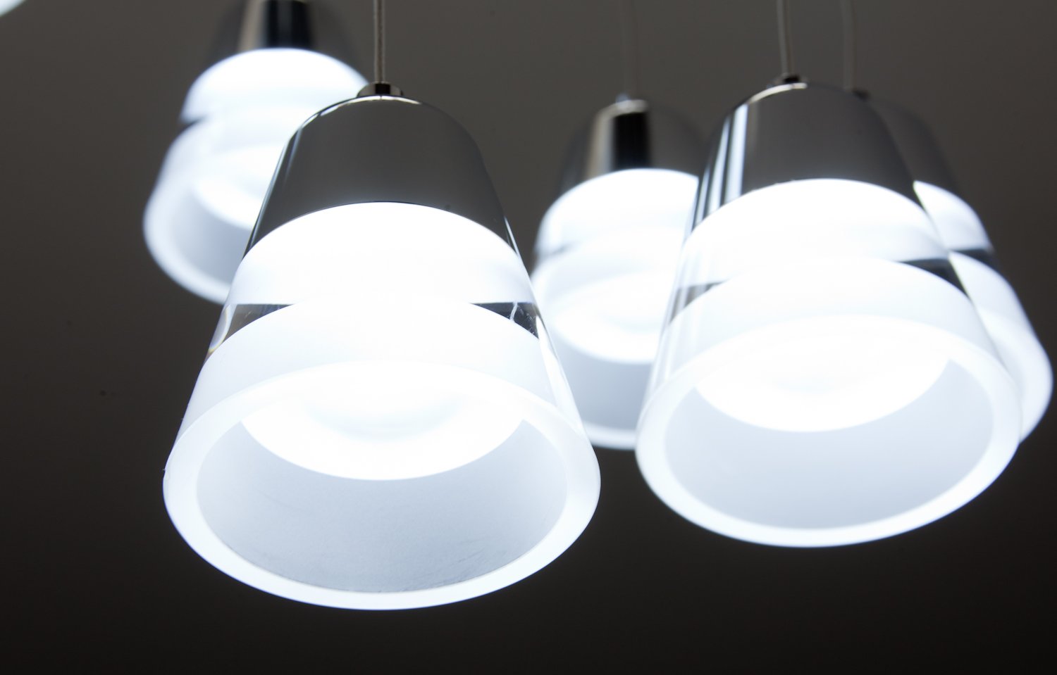 Lampadario a Sospensione Led Glass 9 per ambienti di Design