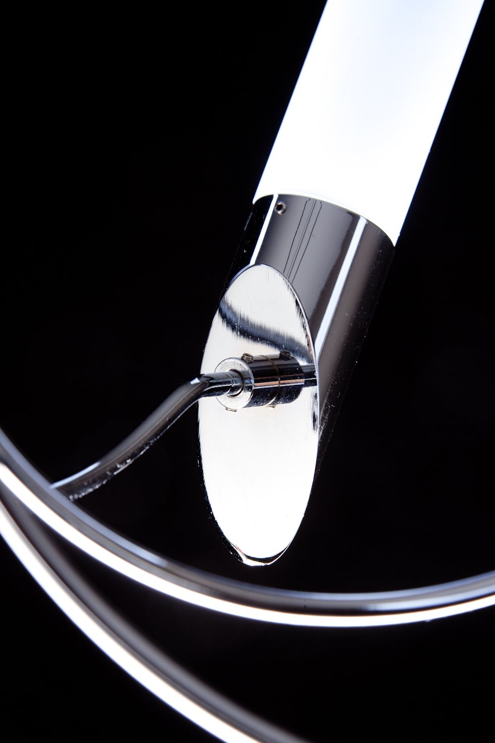 Lampadario a Sospensione Led Blade 8 di Design Moderno