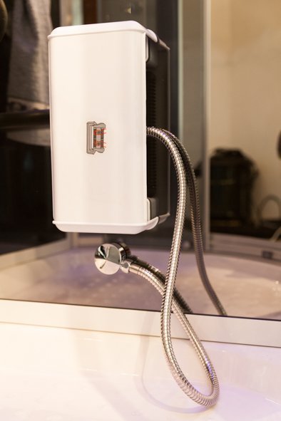 Black Eden 95x95cm Box Doccia Idromassaggio Emozionale