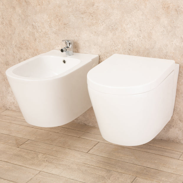 Sanitari Bagno Sospesi Easy in Ceramica Wc con Sedile e Bidet