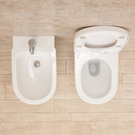 Sanitari Bagno Sospesi Easy in Ceramica Wc con Sedile e Bidet