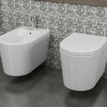 Sanitari Bagno Sospesi Easy in Ceramica Wc con Sedile e Bidet