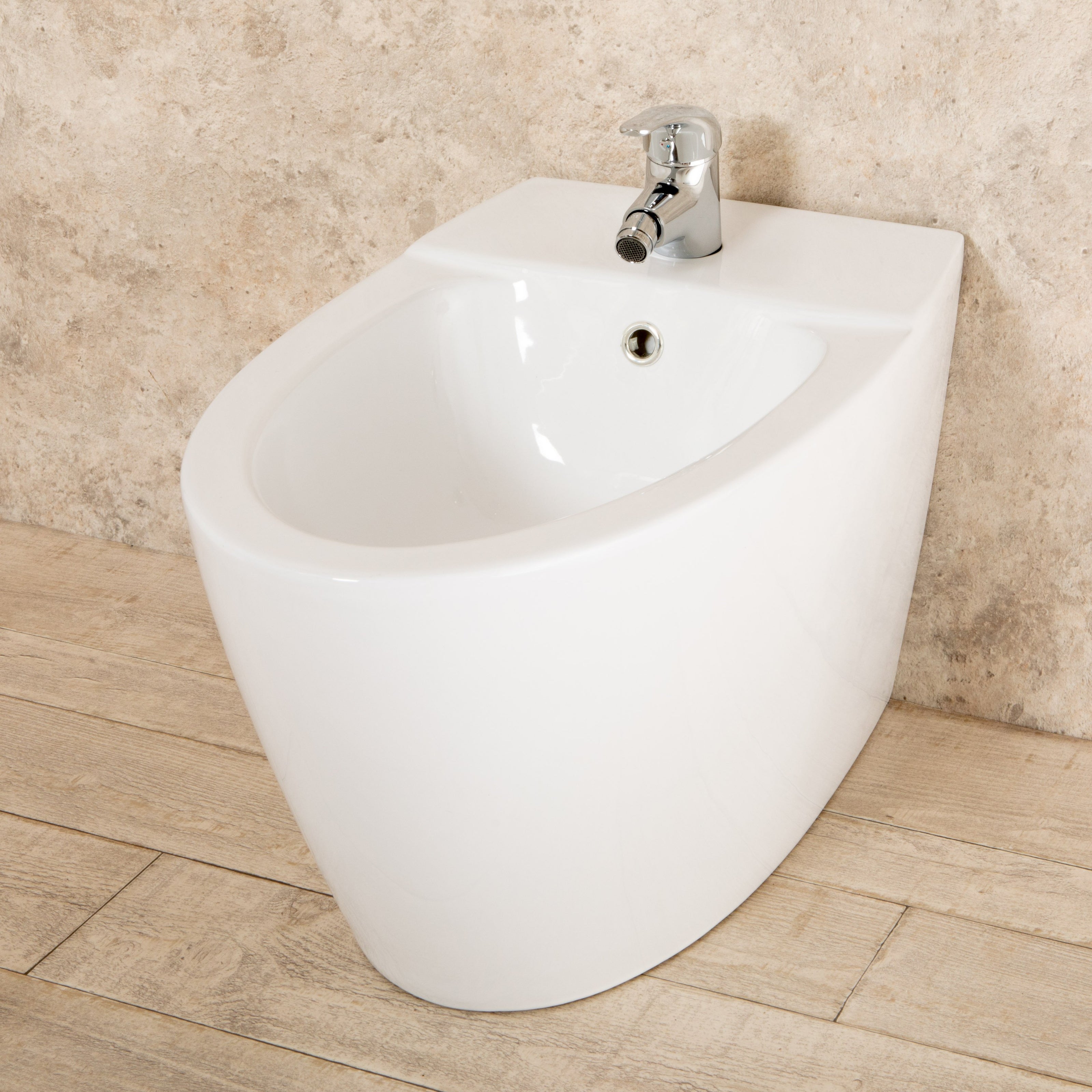 Bidet Filo Parete Round in ceramica moderno L38xP57xA40 cm