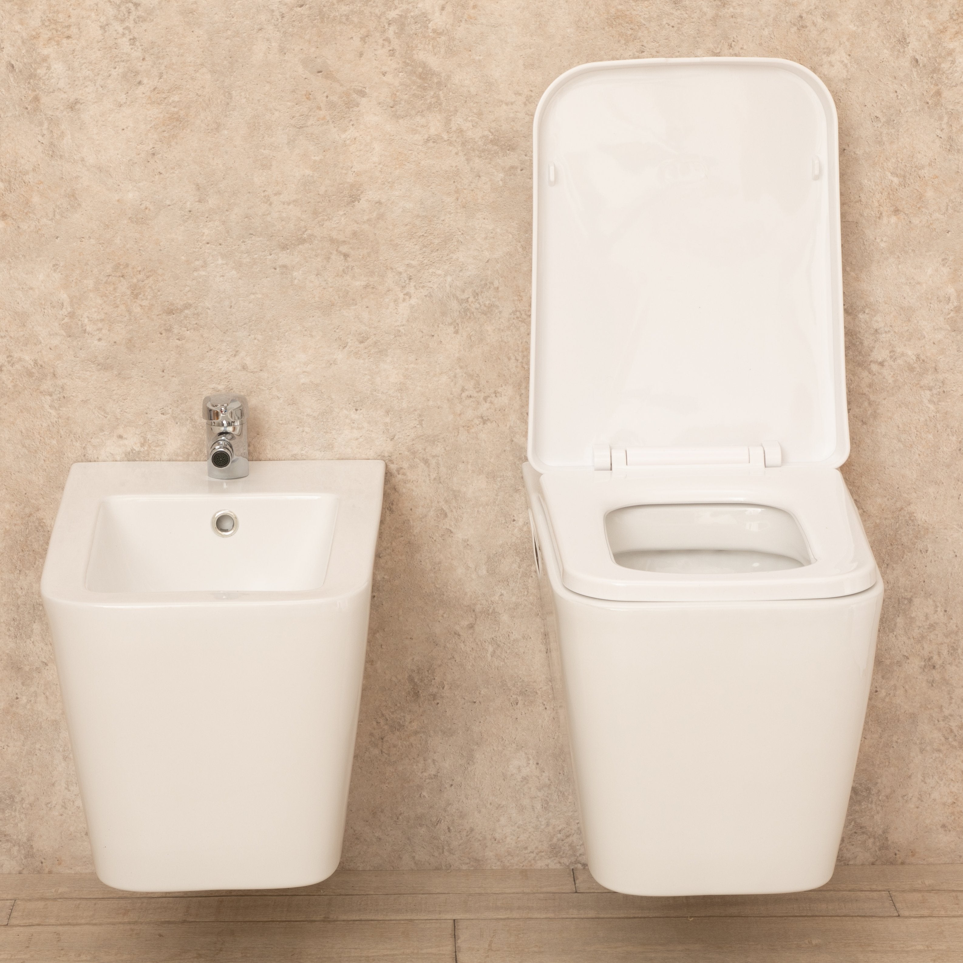Sanitari Bagno Sospesi Minimal Wc con Seduta+Bidet di Design Moderno