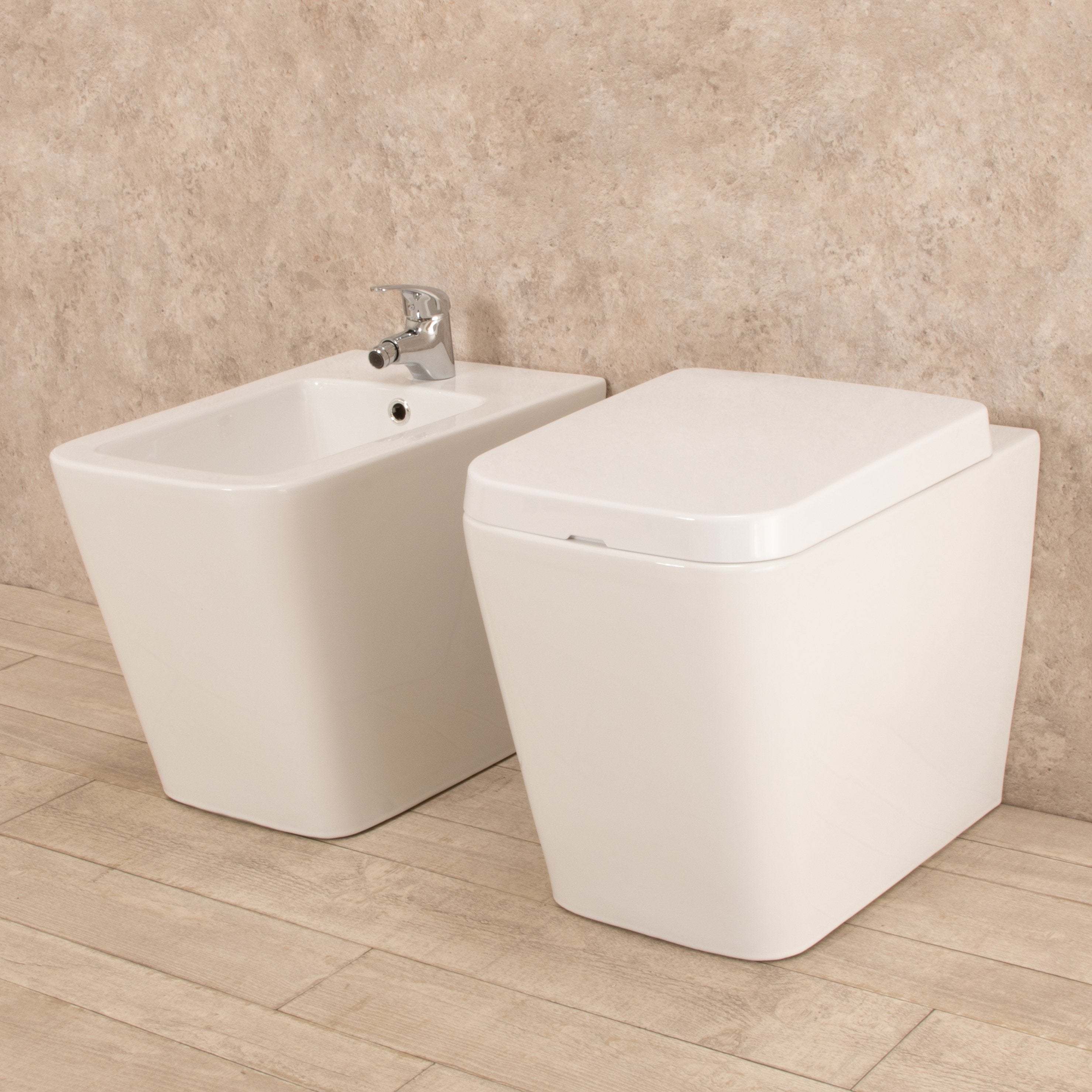 Sanitari Bagno Filo parete Minimal Wc con Sedile+Bidet in Ceramica