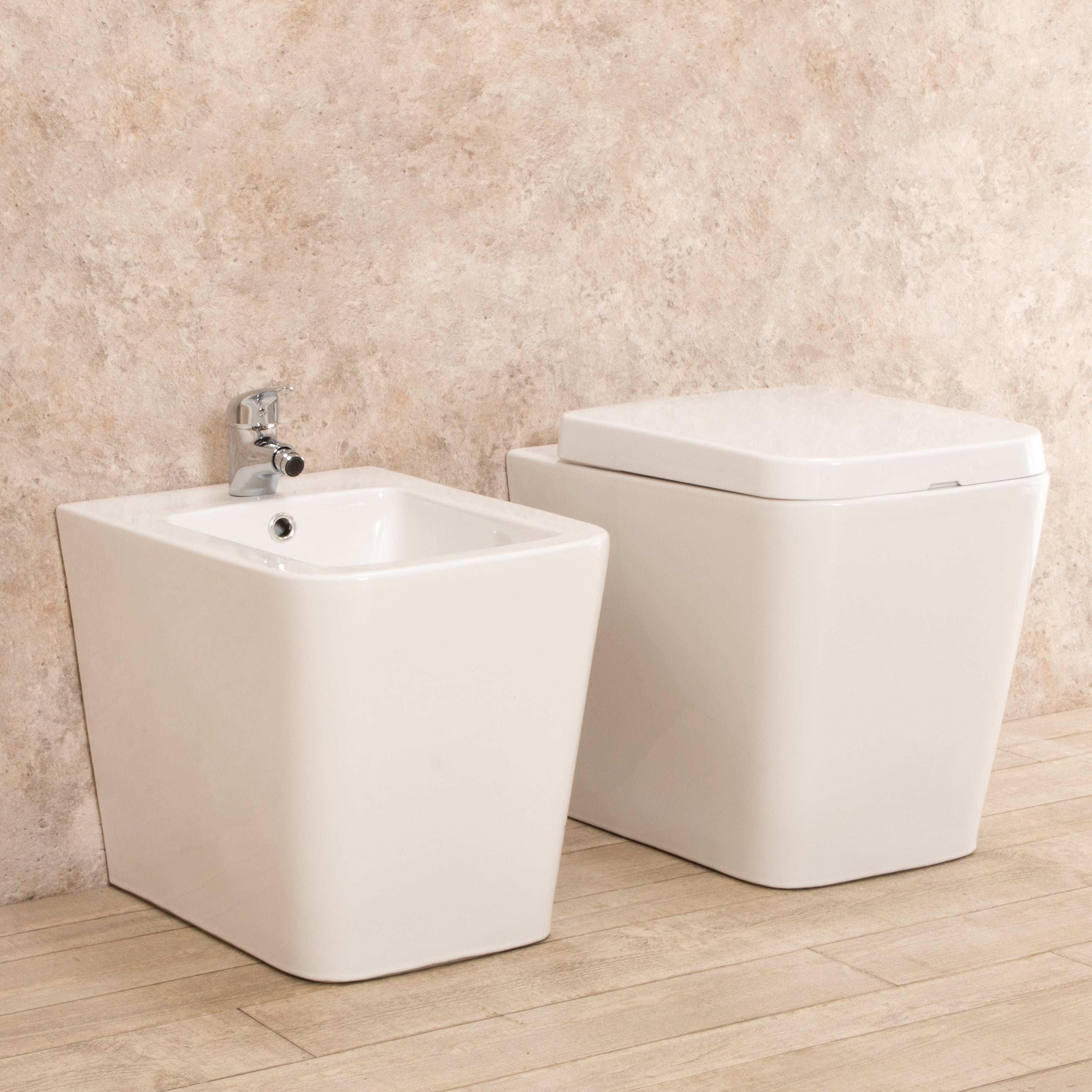 Sanitari Bagno Filo parete Minimal Wc con Sedile+Bidet in Ceramica