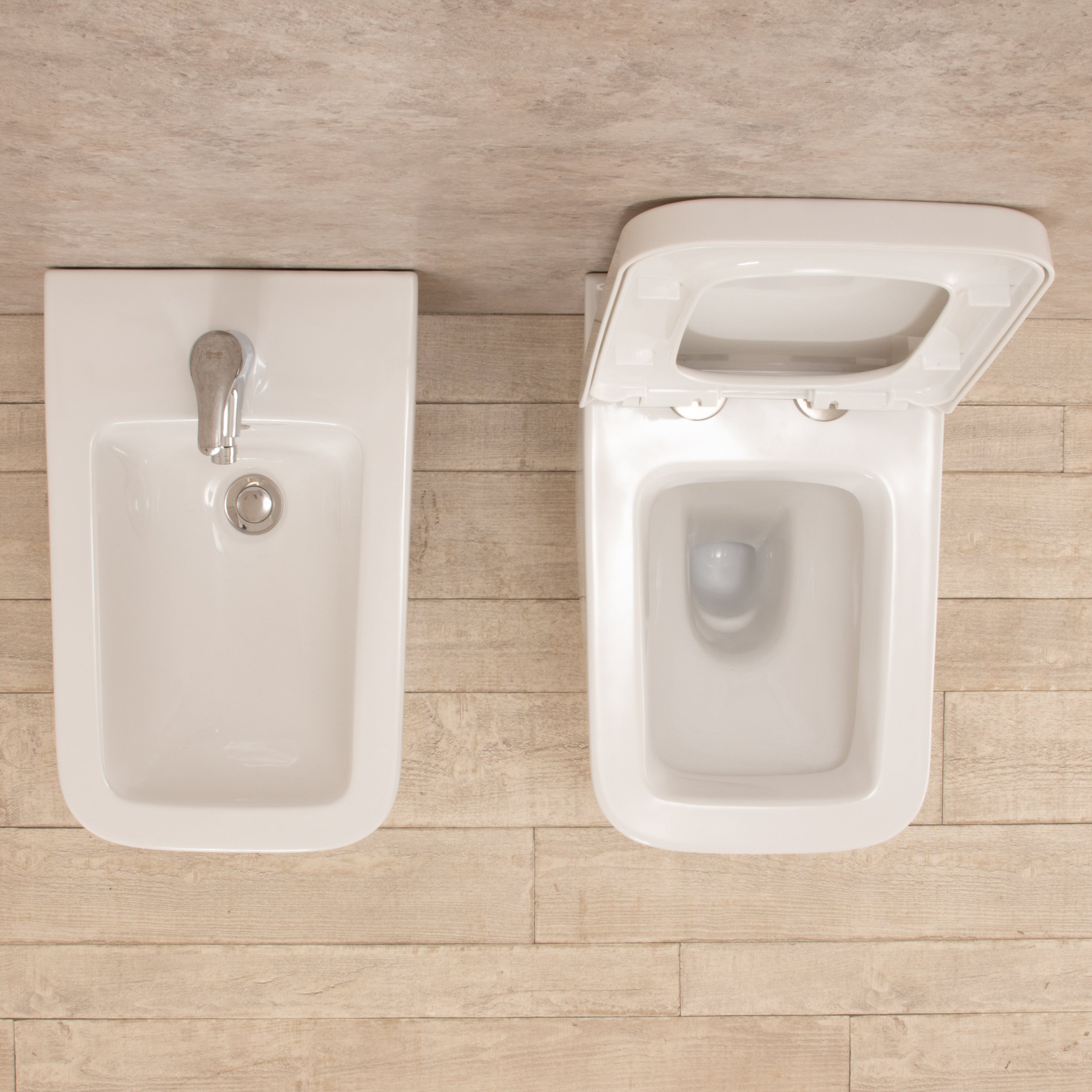 Sanitari Bagno Filo parete Minimal Wc con Sedile+Bidet in Ceramica