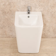 Bidet Filo Parete Minimal in ceramica di design 35x56x41cm