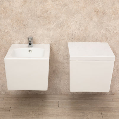 Sanitari Bagno Sospesi Square di Design WC con Tavoletta e Bidet