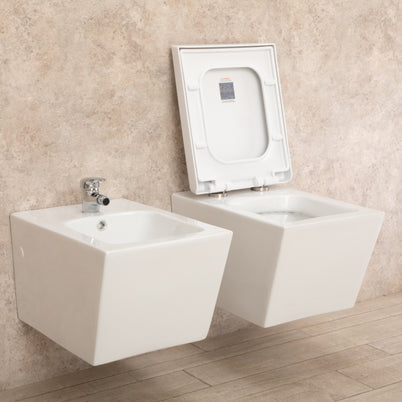 Sanitari Bagno Sospesi Square di Design WC con Tavoletta e Bidet