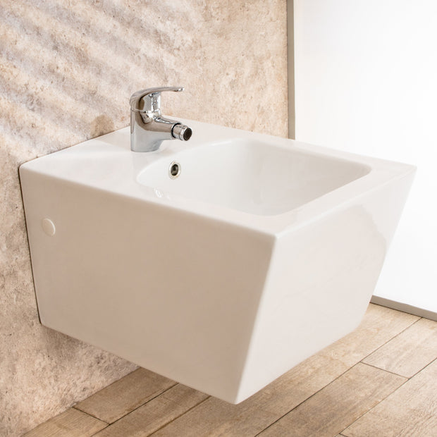 Bidet Sospeso Square in ceramica di design L35.5xP55.5xA36.5 cm