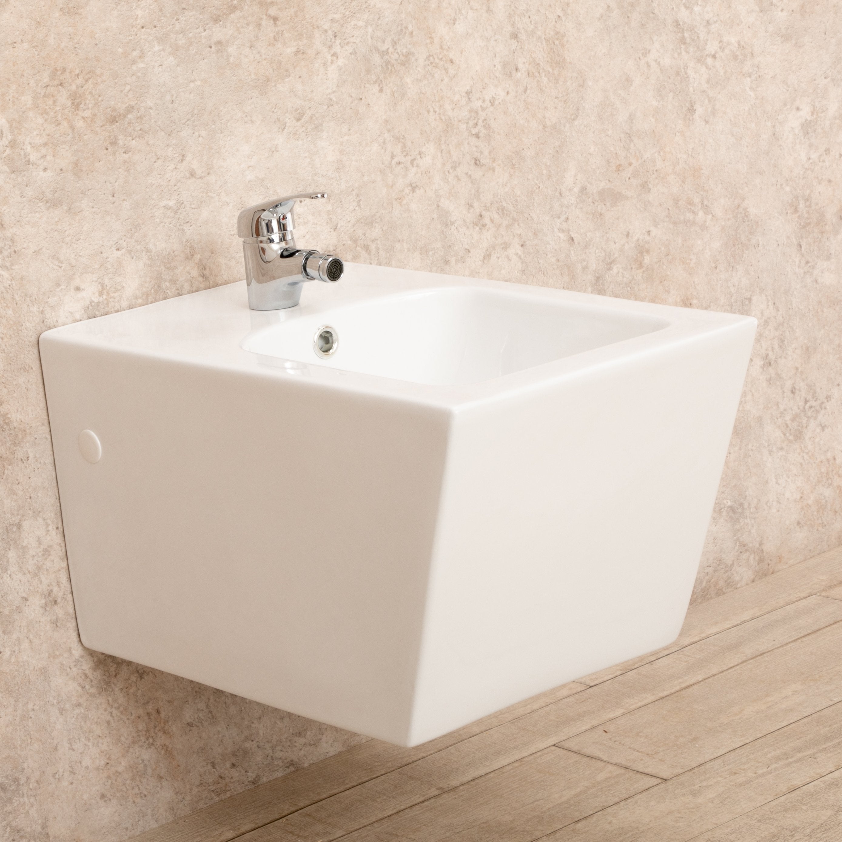 Bidet Sospeso Square in ceramica di design L35.5xP55.5xA36.5 cm