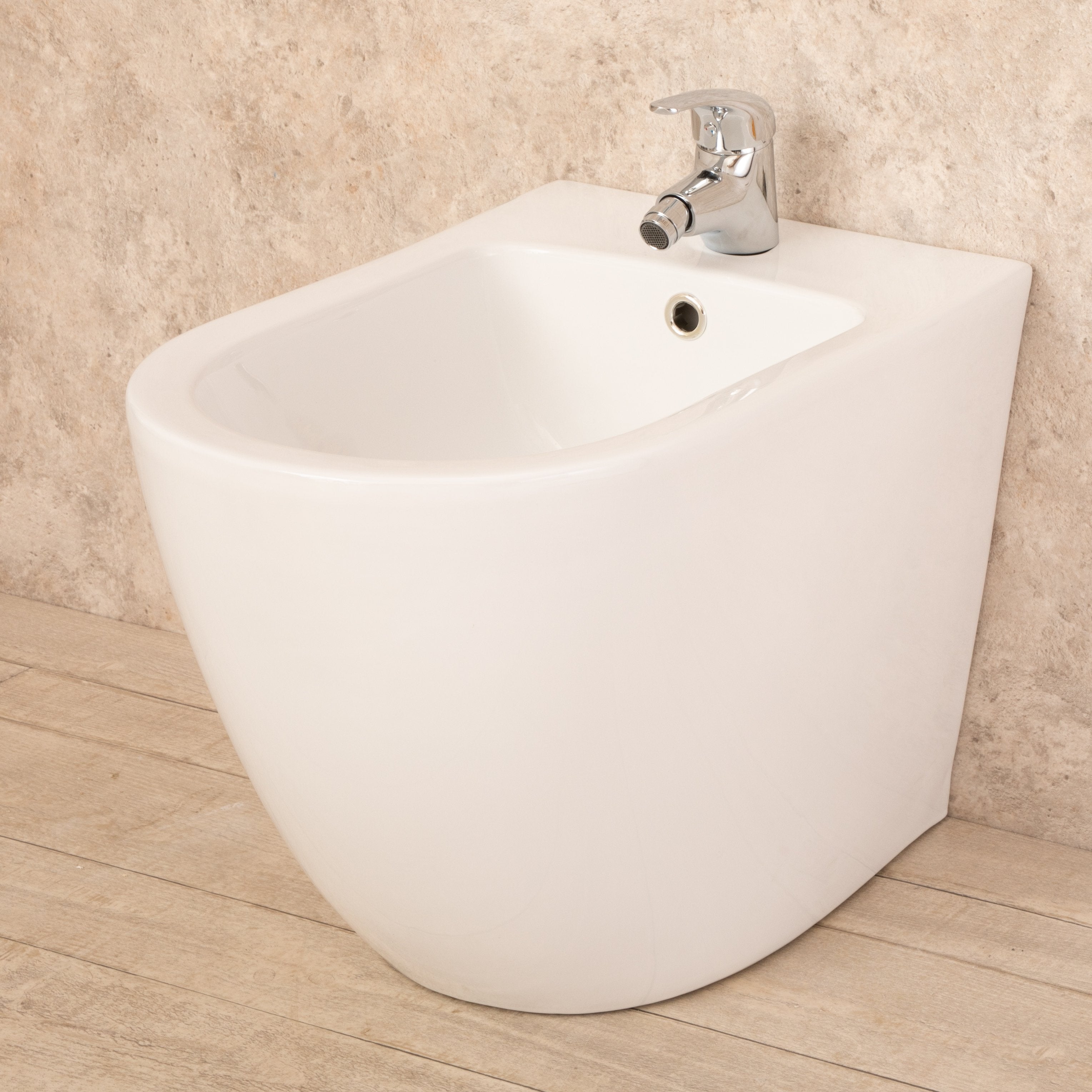 Bidet Filo Parete Vortix in ceramica di design L36.5xP56xA41cm