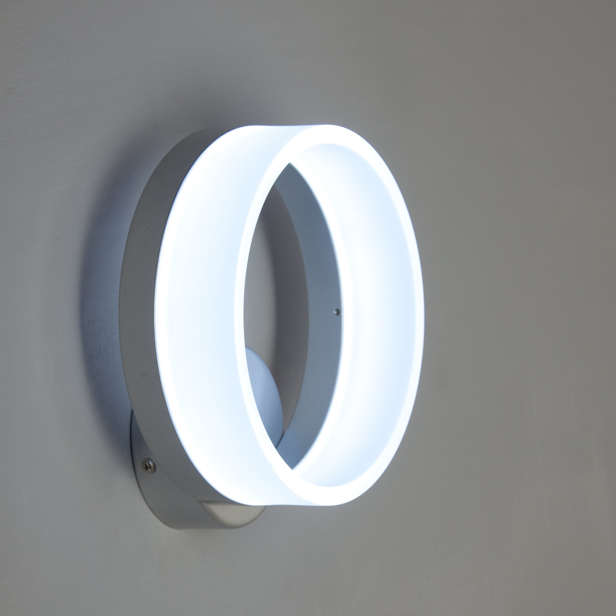 Applique a Led Circle di Design Luce Fredda Stile Moderno