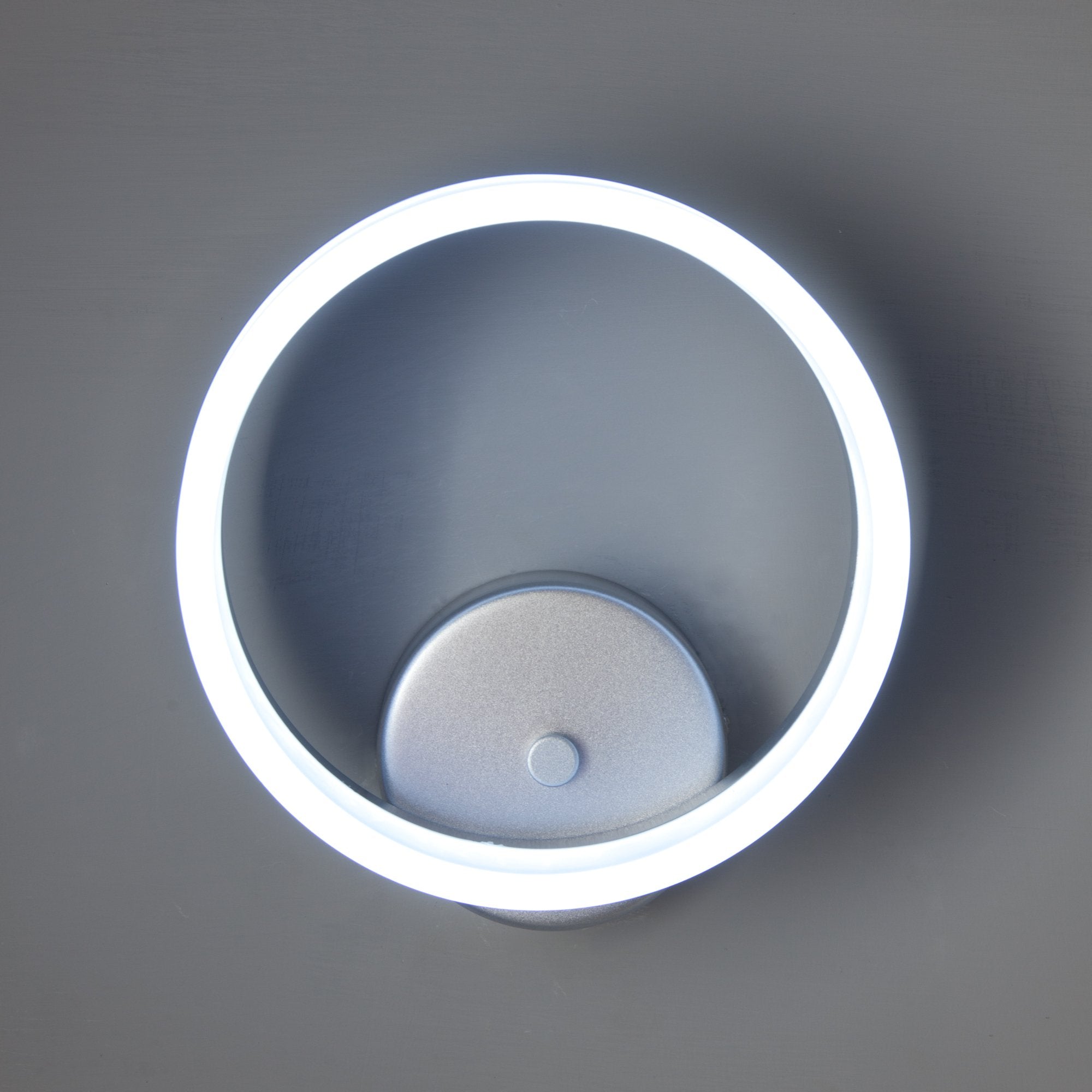 Applique a Led Circle di Design Luce Fredda Stile Moderno