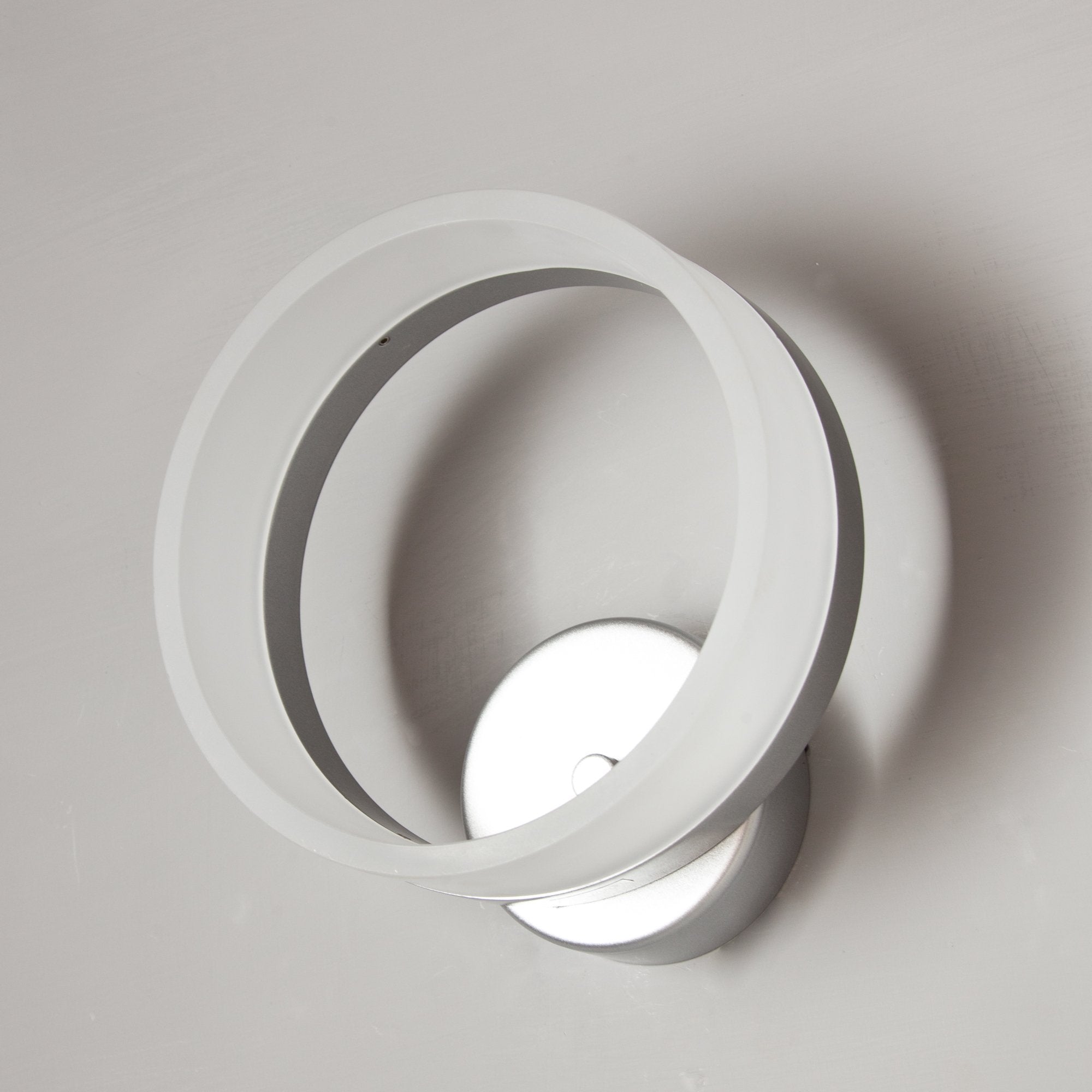 Applique a Led Circle di Design Luce Fredda Stile Moderno