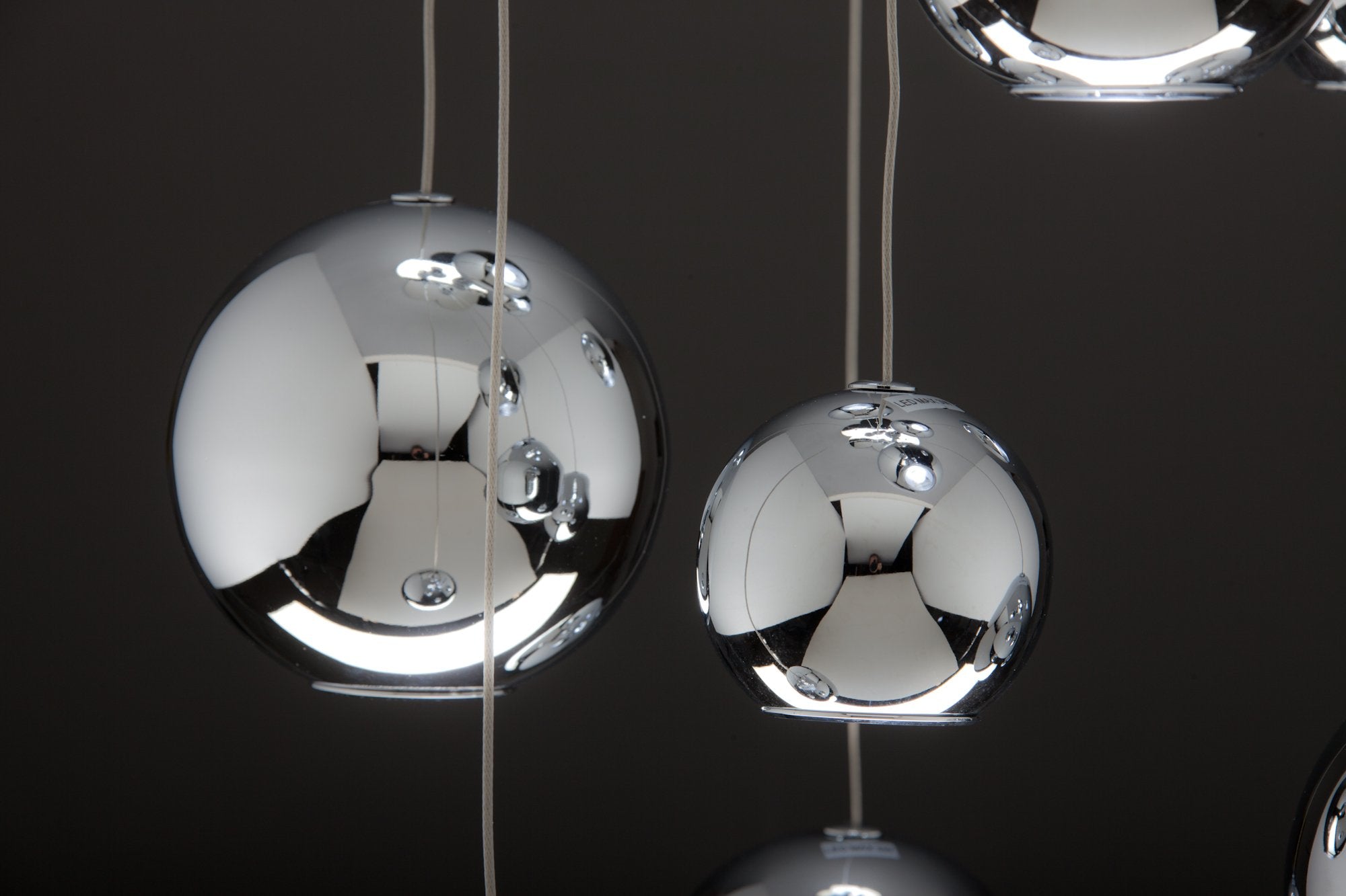 Lampadario a Sospensione Led Sfere Design Moderno