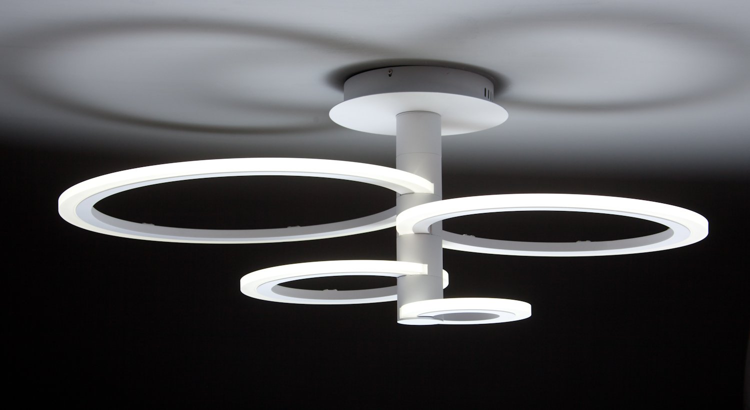 Lampadario a Led Round 4C di Design con Luce Calda Moderno