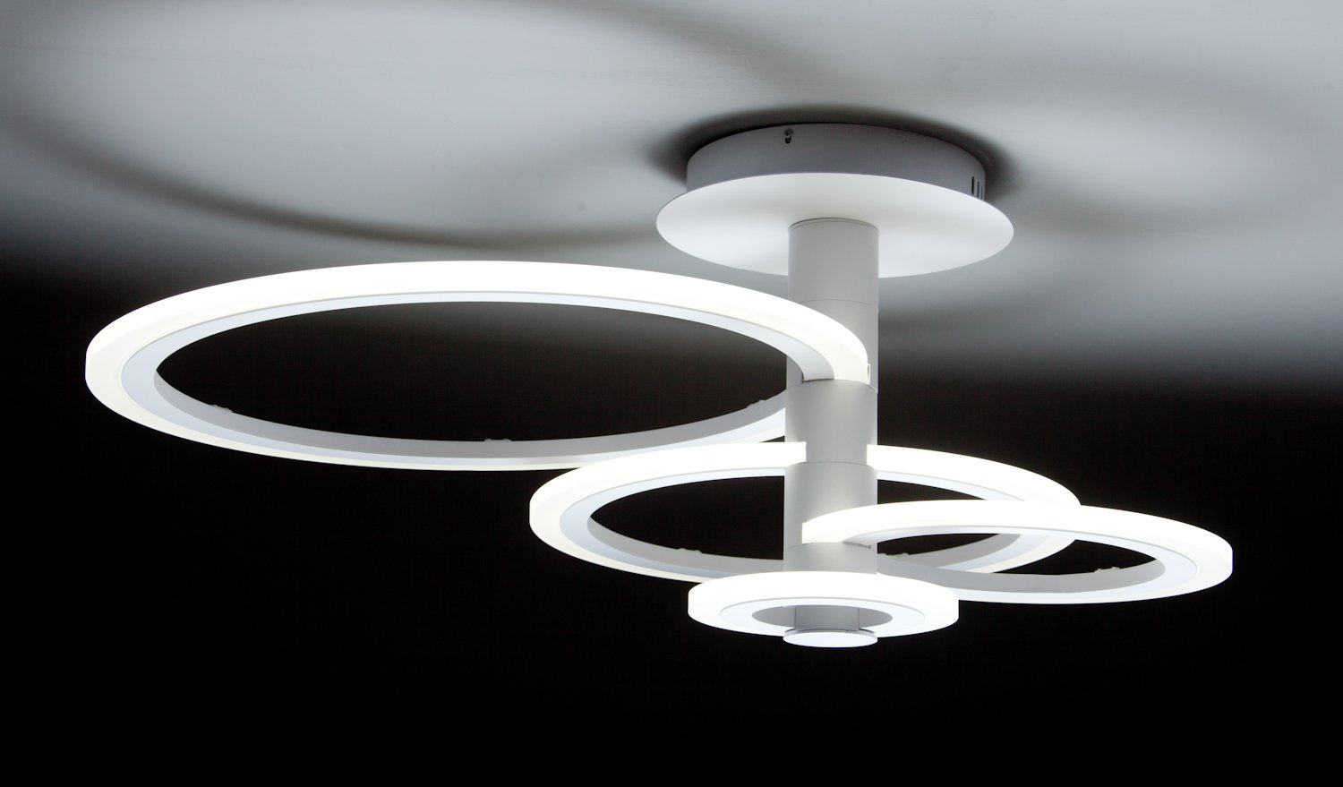 Lampadario a Led Round 4C di Design con Luce Calda Moderno