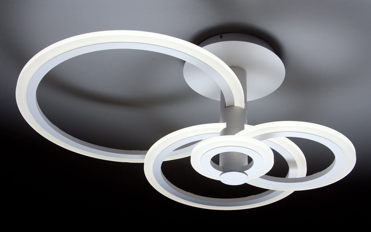 Lampadario a Led Round 4C di Design con Luce Calda Moderno
