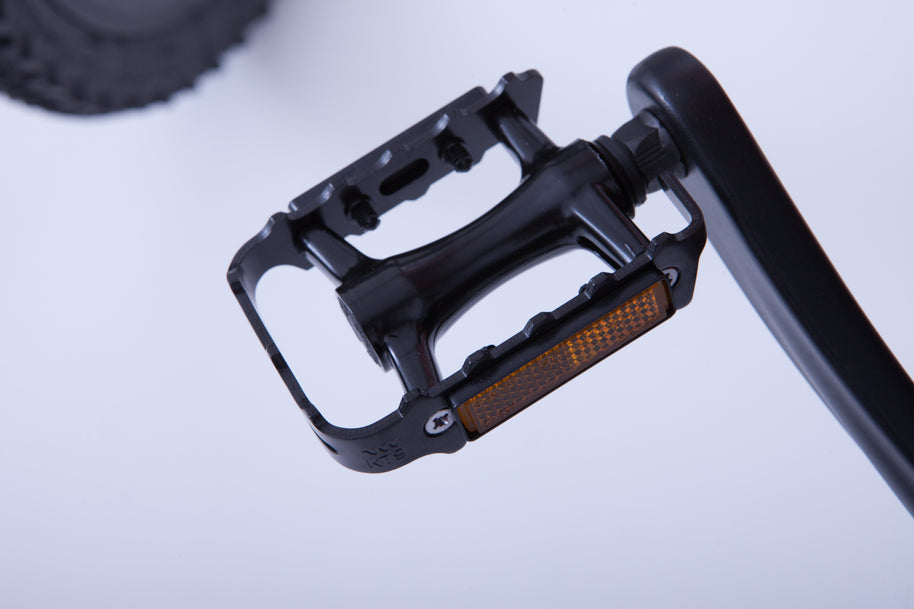 Mountain Bike Elettrica IFM Bianco Nero con Batteria Litio 36V/8Ah