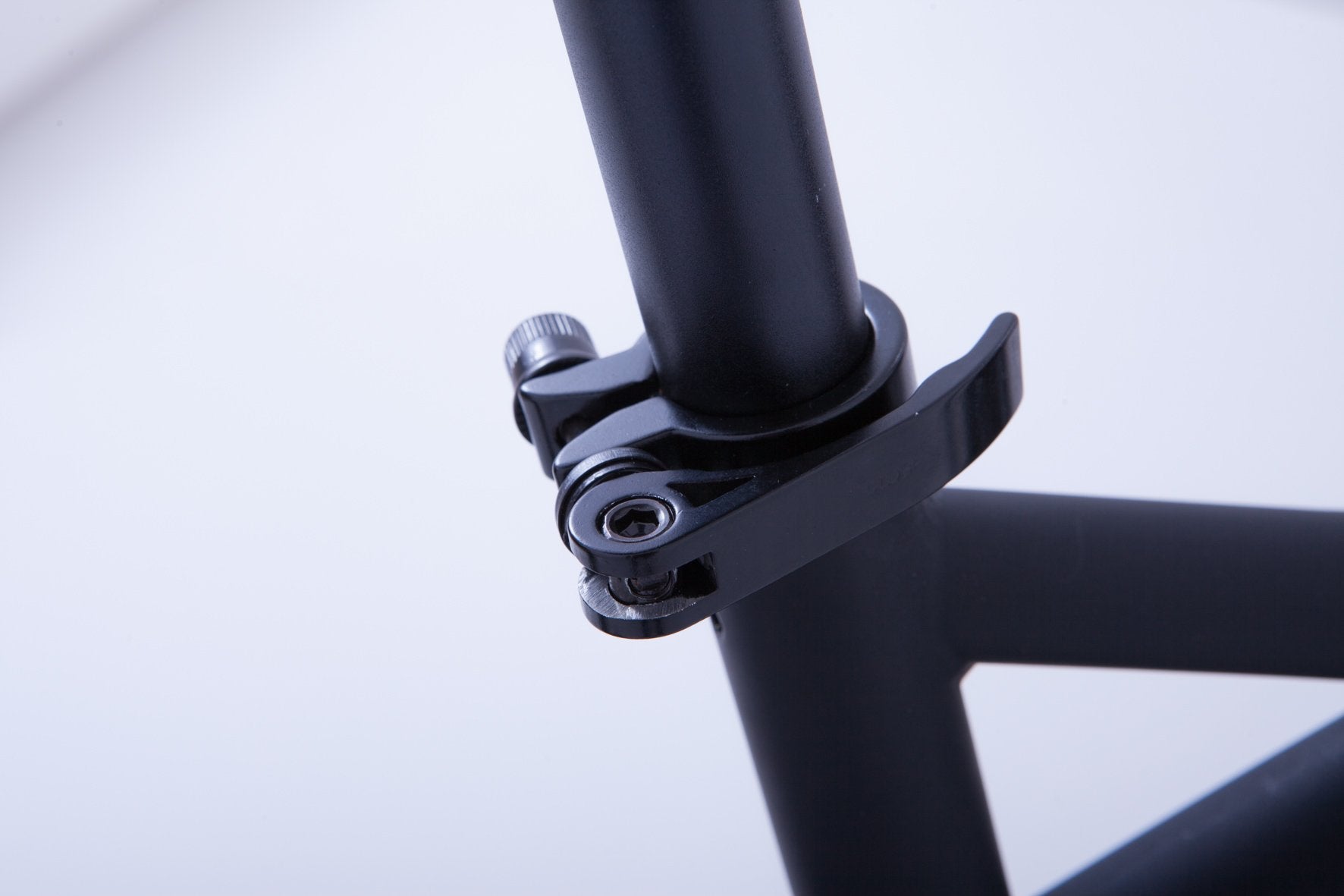 Mountain Bike Elettrica IFM Verde Nero con Batteria Litio 36V/8Ah