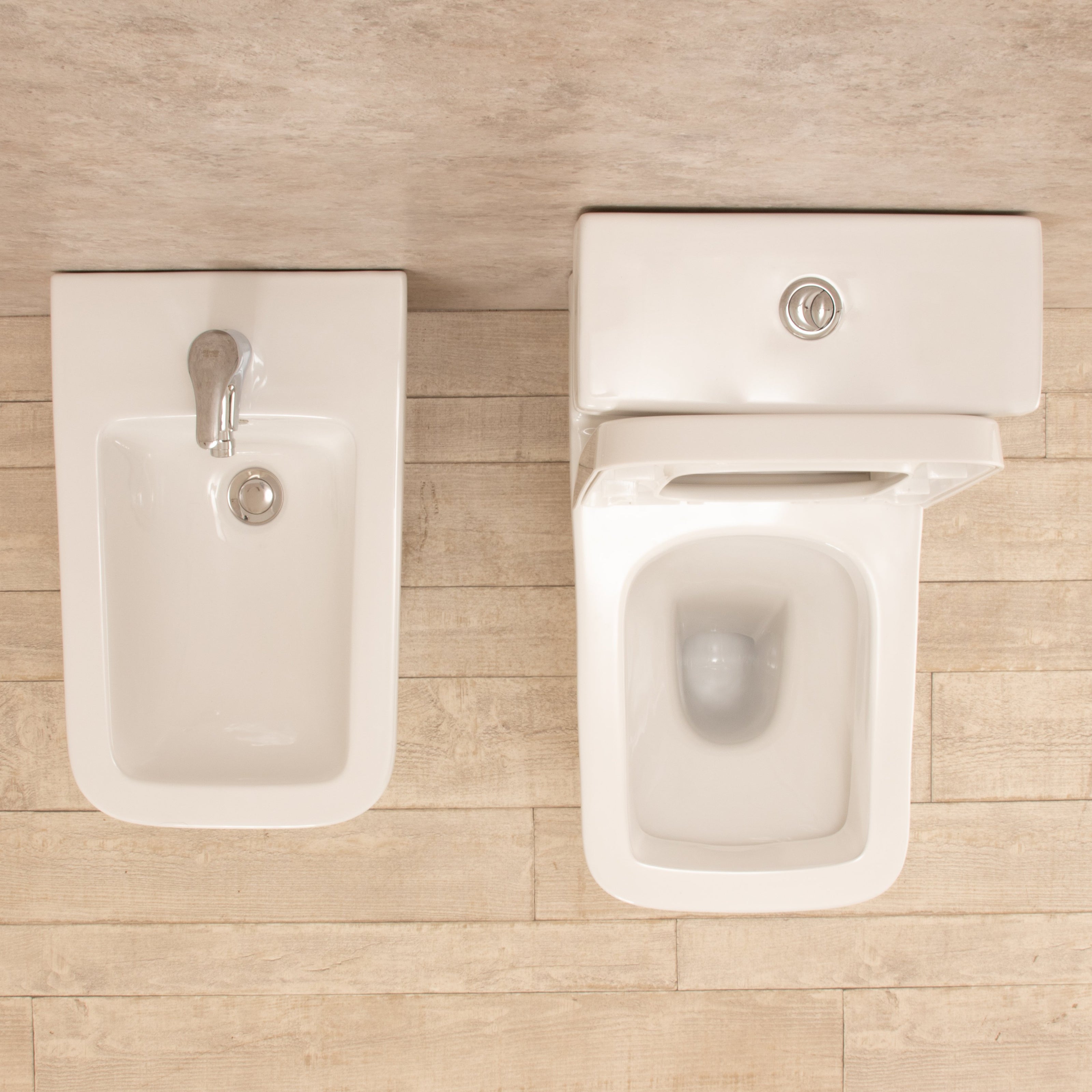 sanitari con cassetta esterna Minimal Wc con Tavoletta e Bidet