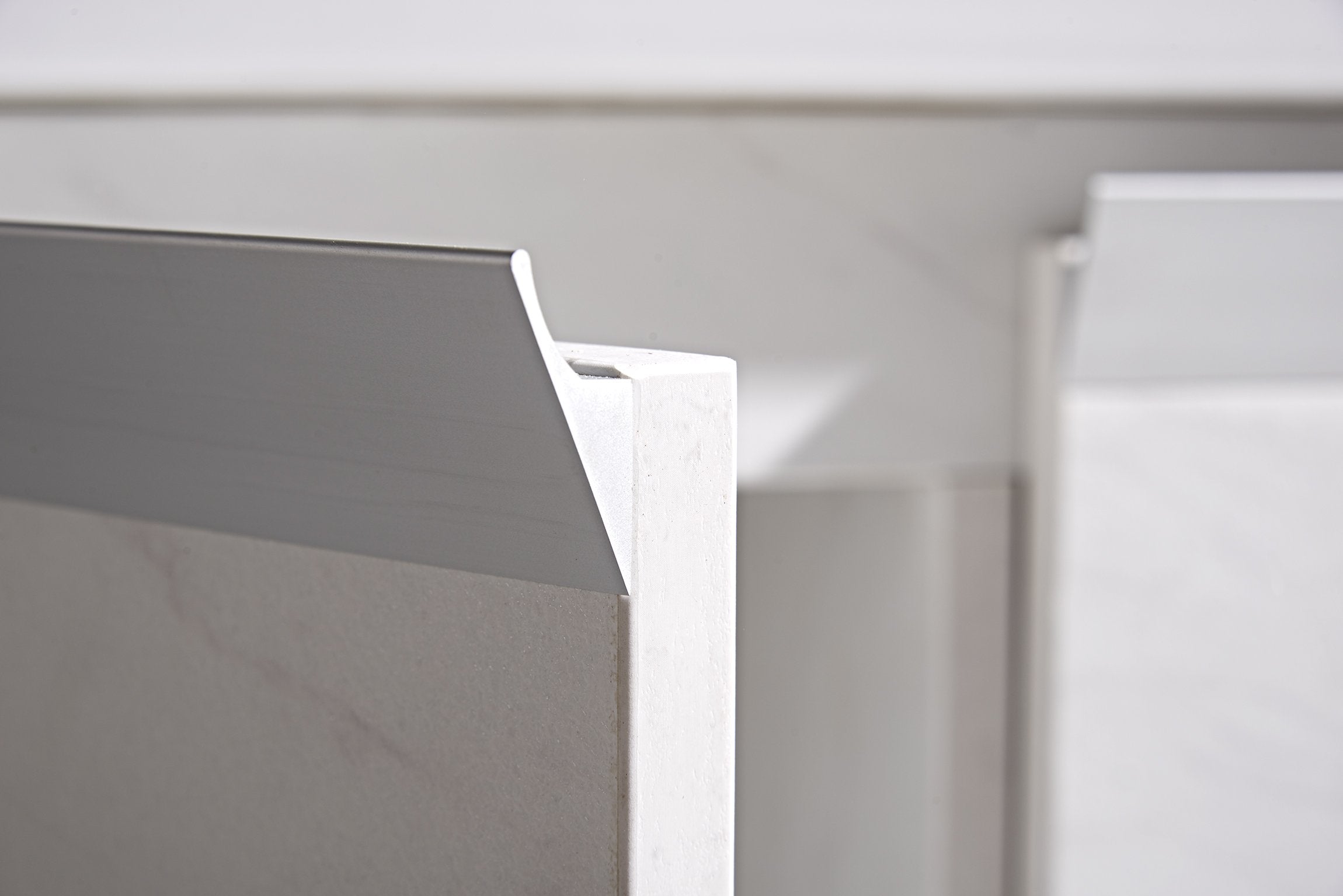 Set Mobile Arredo Bagno Venice Stone Bianco 100cm + Colonna