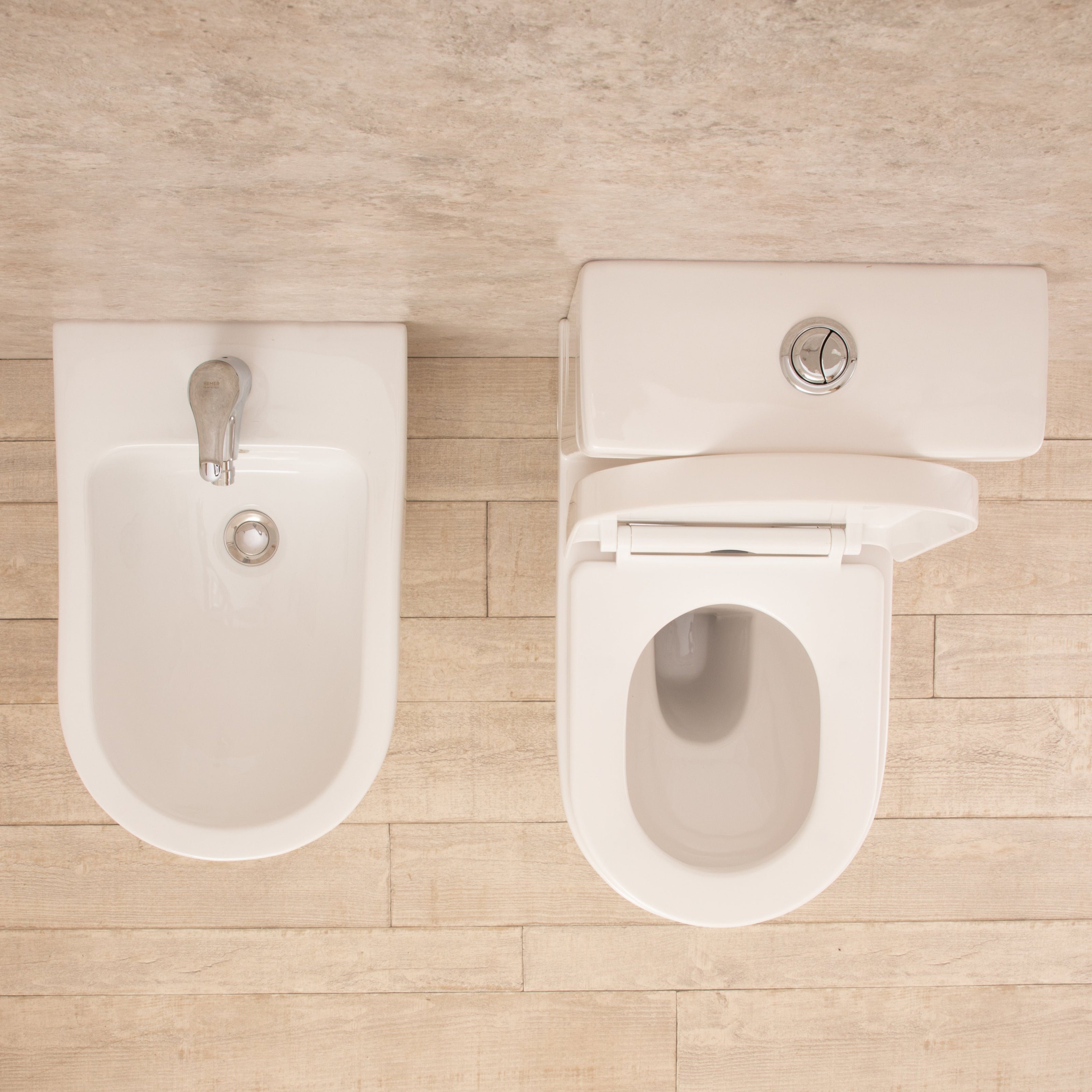 Sanitari con cassetta esterna Vortix Wc Senza Brida con Tavoletta e Bidet