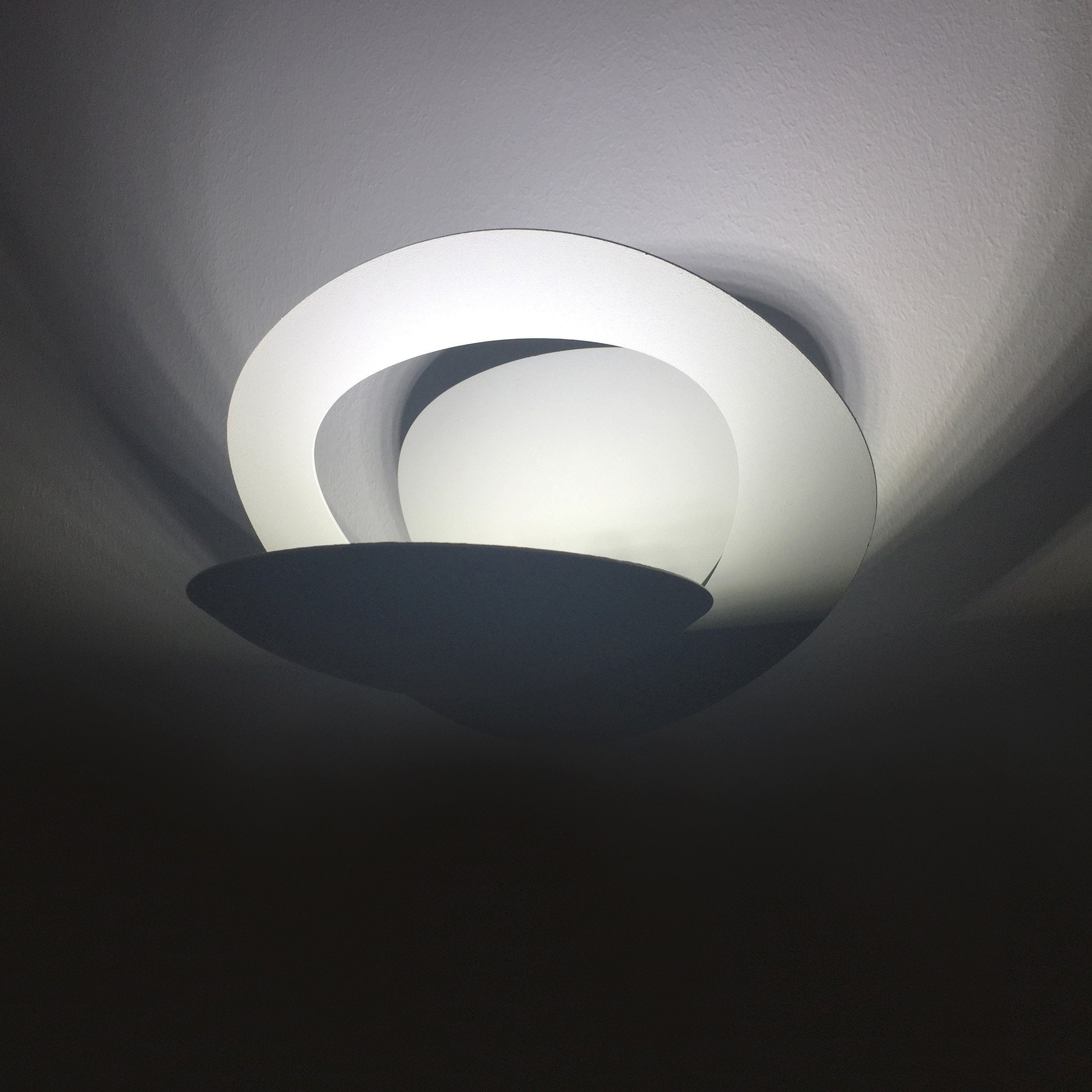 Applique a led Space Design Bianco Luce Fredda Salotto Moderno