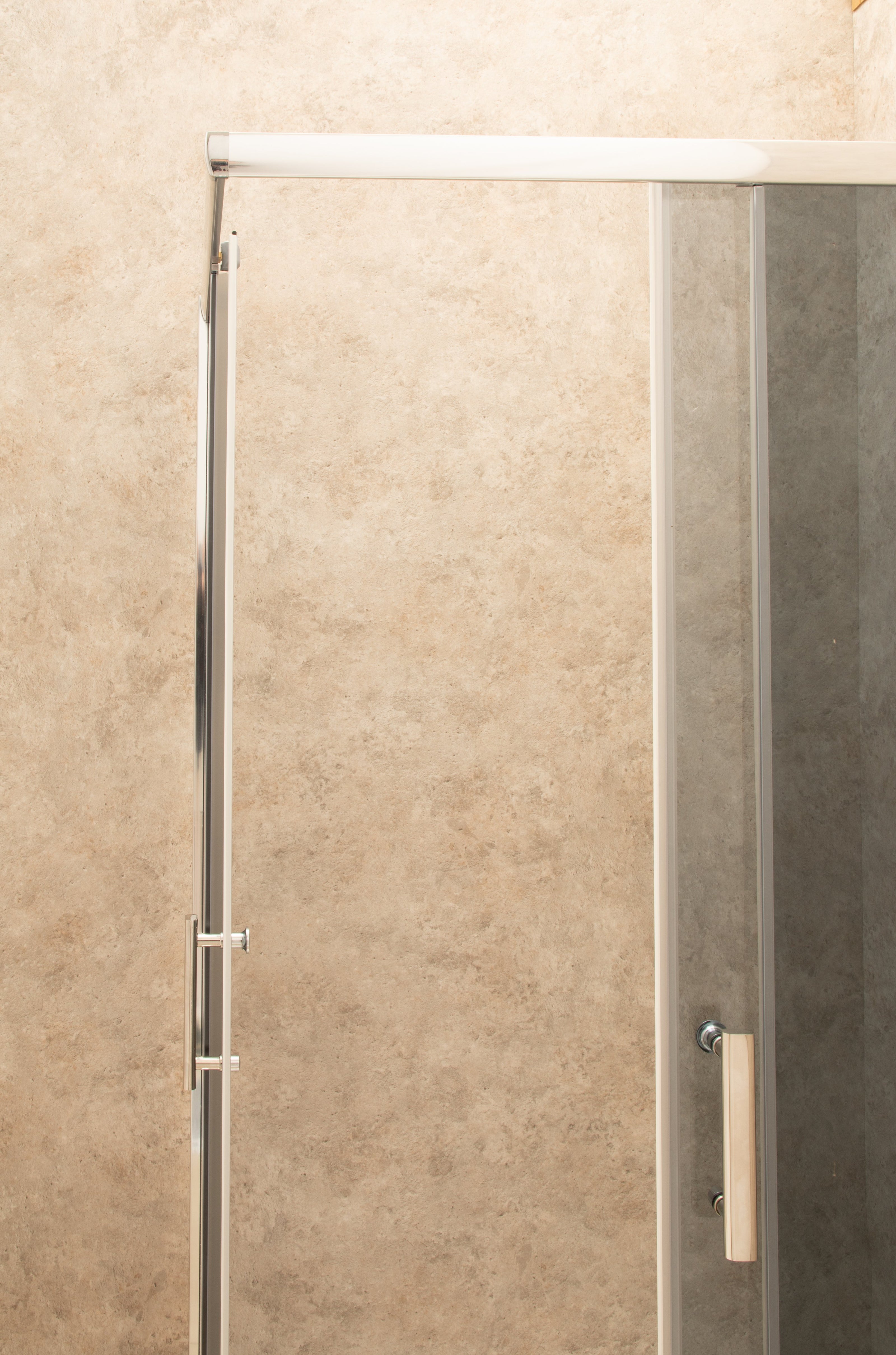 Doccia 75x104cm Regolabile Reversibile Vetri Fume' 6mm Telaio in Alluminio