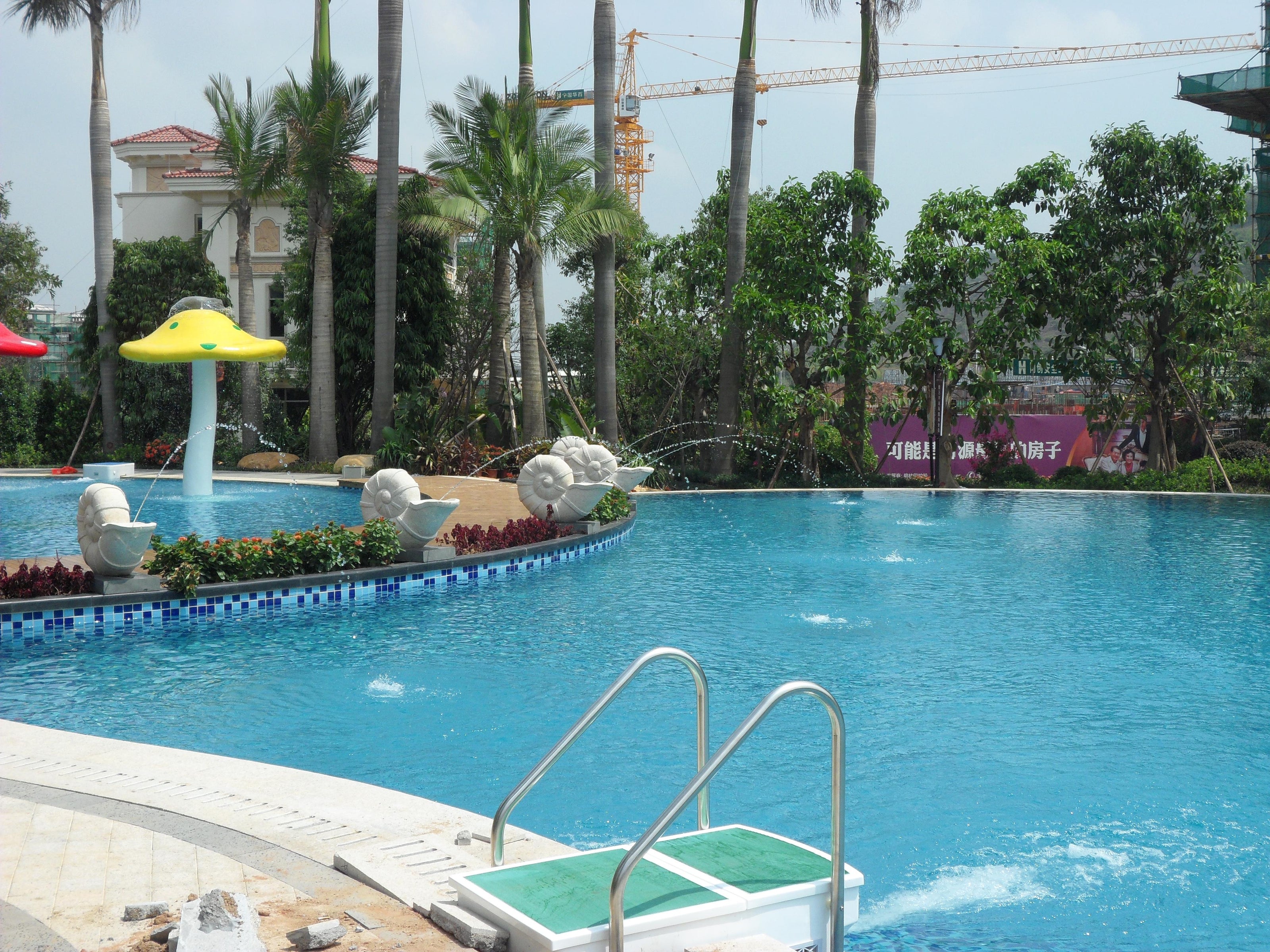 Kit Piscina Facile con Pompa Filtro Pannello di controllo Scaletta e Luce